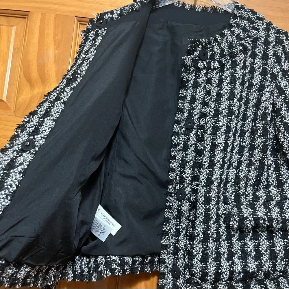 Ann Taylor Black and White Houndstooth Fringed Blazer Size 4 EUC
